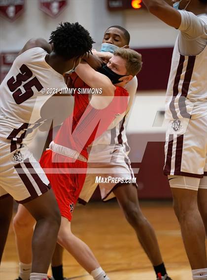 Thumbnail 2 in Edwardsville @ Belleville West photogallery.