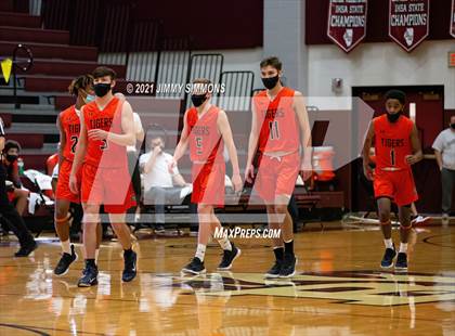 Thumbnail 1 in Edwardsville @ Belleville West photogallery.