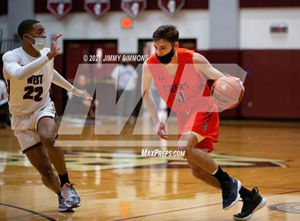 Thumbnail 3 in Edwardsville @ Belleville West photogallery.