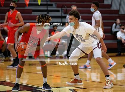 Thumbnail 1 in Edwardsville @ Belleville West photogallery.