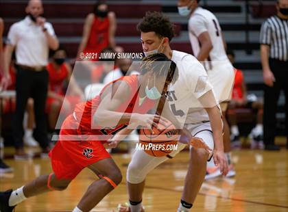 Thumbnail 1 in Edwardsville @ Belleville West photogallery.