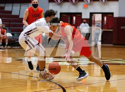 Thumbnail 2 in Edwardsville @ Belleville West photogallery.