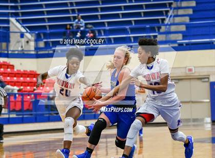 Thumbnail 1 in Midway vs. Tivy (MT Rice Championship) photogallery.