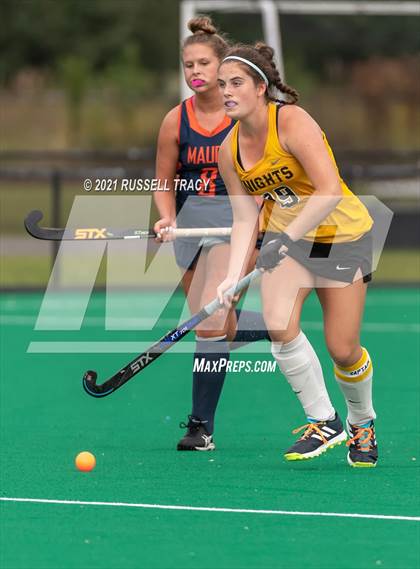 Thumbnail 3 in Kellam vs. Maury photogallery.