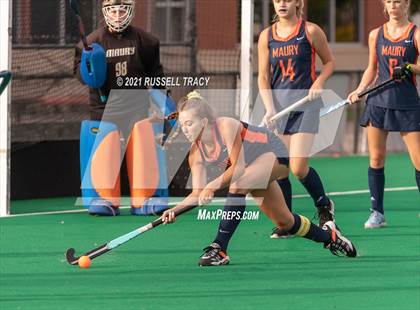 Thumbnail 2 in Kellam vs. Maury photogallery.
