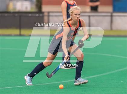 Thumbnail 3 in Kellam vs. Maury photogallery.