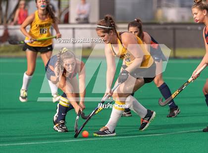 Thumbnail 2 in Kellam vs. Maury photogallery.