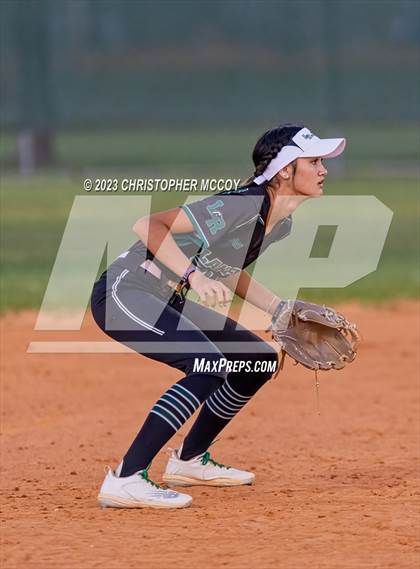 Thumbnail 2 in Lakewood Ranch vs. Venice (FHSAA 7A District 8 Semifinal) photogallery.