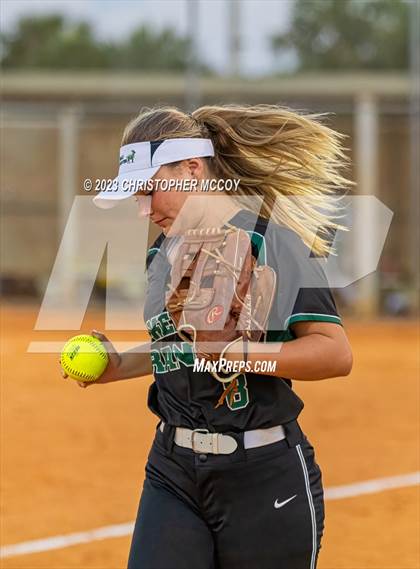 Thumbnail 1 in Lakewood Ranch vs. Venice (FHSAA 7A District 8 Semifinal) photogallery.