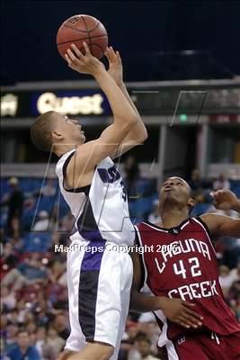 Thumbnail 3 in Laguna Creek vs Franklin (D1 Sec. Final)#1 photogallery.