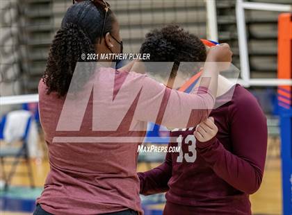 Thumbnail 3 in Mountain Island Charter vs East Wake Academy  (NCHSAA 1A Finals) (2 of 2 - pre-game, post-game, and awards) photogallery.