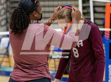 Thumbnail 1 in Mountain Island Charter vs East Wake Academy  (NCHSAA 1A Finals) (2 of 2 - pre-game, post-game, and awards) photogallery.
