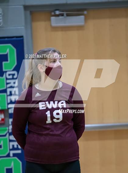 Thumbnail 3 in Mountain Island Charter vs East Wake Academy  (NCHSAA 1A Finals) (2 of 2 - pre-game, post-game, and awards) photogallery.