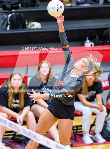 Thumbnail 3 in East Lincoln @ North Iredell photogallery.