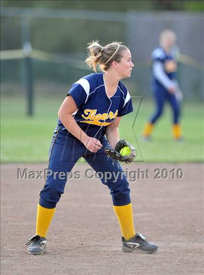 Thumbnail 2 in Inderkum vs. Rodriguez (CIF SJS D3 Playoffs) photogallery.
