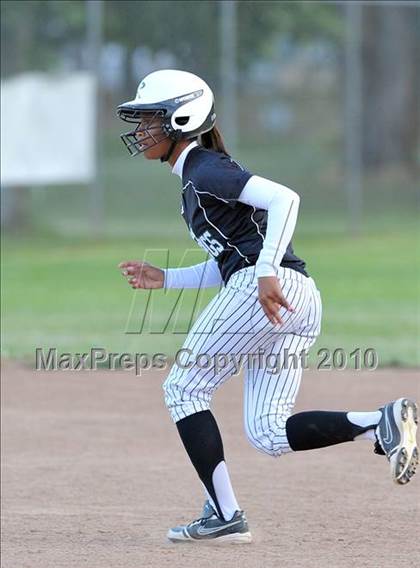 Thumbnail 3 in Inderkum vs. Rodriguez (CIF SJS D3 Playoffs) photogallery.