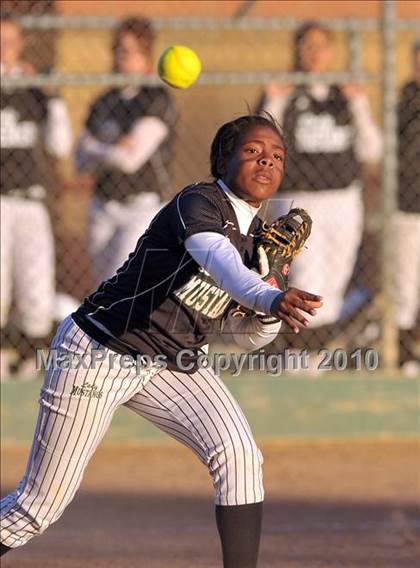 Thumbnail 3 in Inderkum vs. Rodriguez (CIF SJS D3 Playoffs) photogallery.