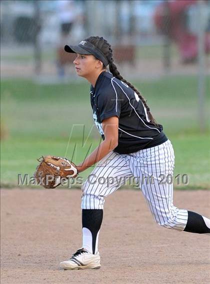Thumbnail 2 in Inderkum vs. Rodriguez (CIF SJS D3 Playoffs) photogallery.