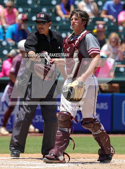 Thumbnail 2 in Hawley vs. Collinsville (UIL 2A Baseball Final) photogallery.