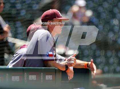 Thumbnail 2 in Hawley vs. Collinsville (UIL 2A Baseball Final) photogallery.
