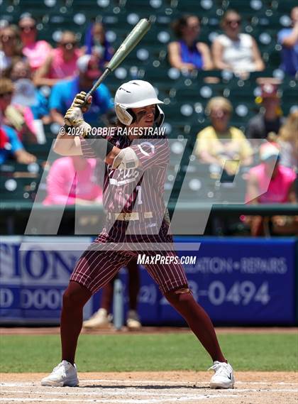 Thumbnail 2 in Hawley vs. Collinsville (UIL 2A Baseball Final) photogallery.