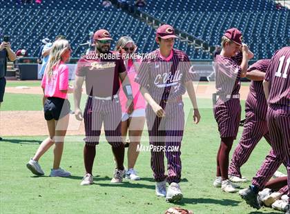 Thumbnail 1 in Hawley vs. Collinsville (UIL 2A Baseball Final) photogallery.
