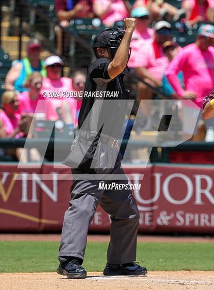 Thumbnail 2 in Hawley vs. Collinsville (UIL 2A Baseball Final) photogallery.