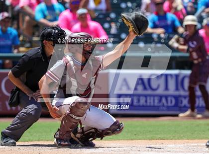 Thumbnail 3 in Hawley vs. Collinsville (UIL 2A Baseball Final) photogallery.