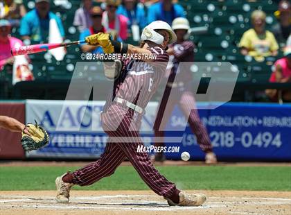 Thumbnail 3 in Hawley vs. Collinsville (UIL 2A Baseball Final) photogallery.