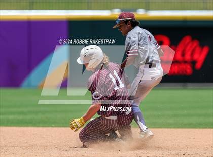 Thumbnail 3 in Hawley vs. Collinsville (UIL 2A Baseball Final) photogallery.
