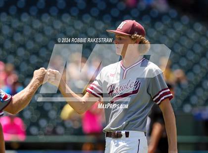 Thumbnail 3 in Hawley vs. Collinsville (UIL 2A Baseball Final) photogallery.
