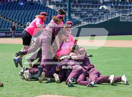 Thumbnail 3 in Hawley vs. Collinsville (UIL 2A Baseball Final) photogallery.