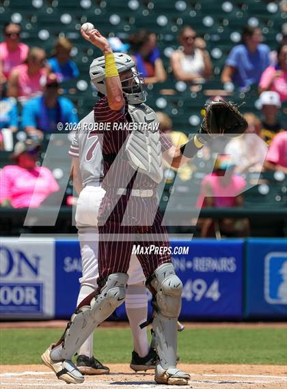 Thumbnail 2 in Hawley vs. Collinsville (UIL 2A Baseball Final) photogallery.