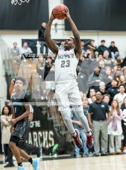 Thumbnail 1 in Valley Christian @ Archbishop Mitty photogallery.
