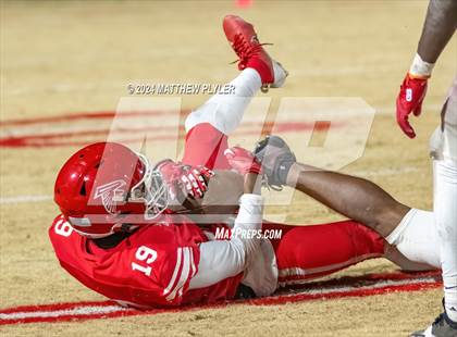 Thumbnail 2 in Jacksonville vs Seventy-First (NCHSAA 3A East Regional) photogallery.