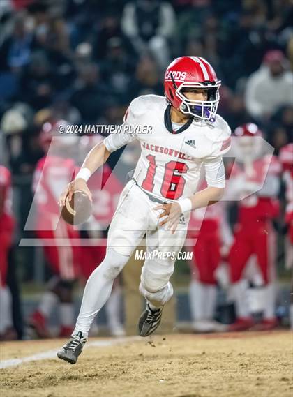 Thumbnail 2 in Jacksonville vs Seventy-First (NCHSAA 3A East Regional) photogallery.
