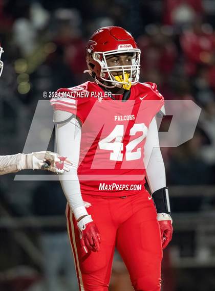 Thumbnail 3 in Jacksonville vs Seventy-First (NCHSAA 3A East Regional) photogallery.