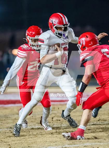 Thumbnail 3 in Jacksonville vs Seventy-First (NCHSAA 3A East Regional) photogallery.