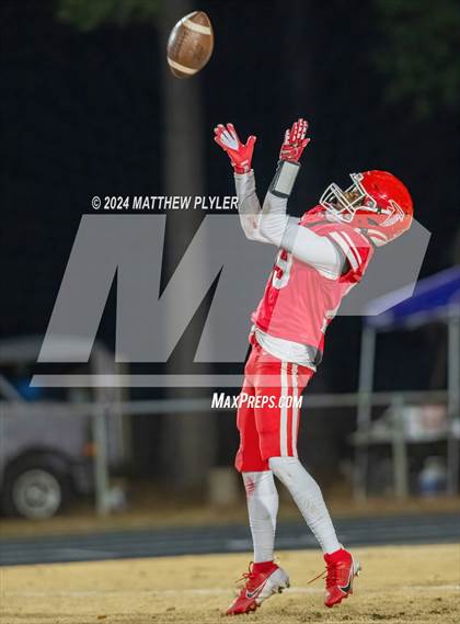Thumbnail 3 in Jacksonville vs Seventy-First (NCHSAA 3A East Regional) photogallery.