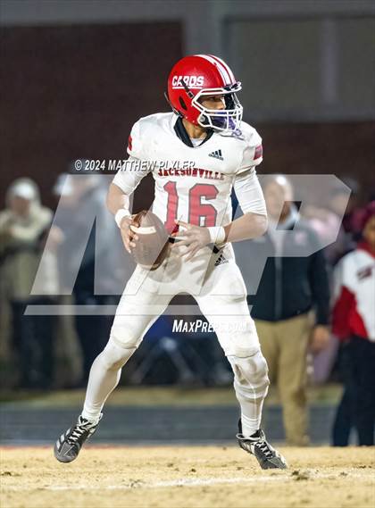 Thumbnail 2 in Jacksonville vs Seventy-First (NCHSAA 3A East Regional) photogallery.