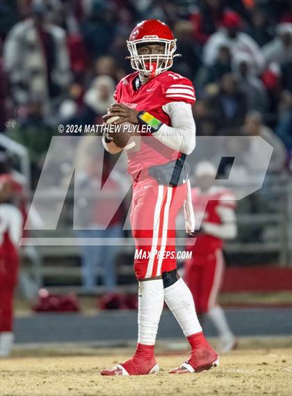 Thumbnail 3 in Jacksonville vs Seventy-First (NCHSAA 3A East Regional) photogallery.