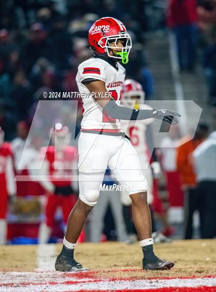 Thumbnail 3 in Jacksonville vs Seventy-First (NCHSAA 3A East Regional) photogallery.