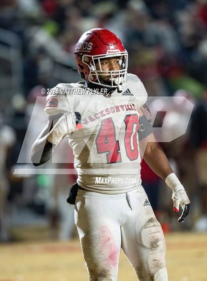 Thumbnail 3 in Jacksonville vs Seventy-First (NCHSAA 3A East Regional) photogallery.