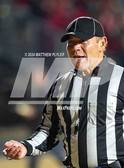 Thumbnail 1 in Jacksonville vs Seventy-First (NCHSAA 3A East Regional) photogallery.
