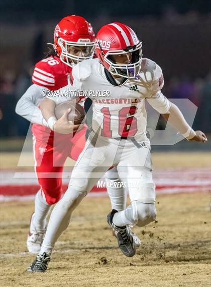 Thumbnail 2 in Jacksonville vs Seventy-First (NCHSAA 3A East Regional) photogallery.