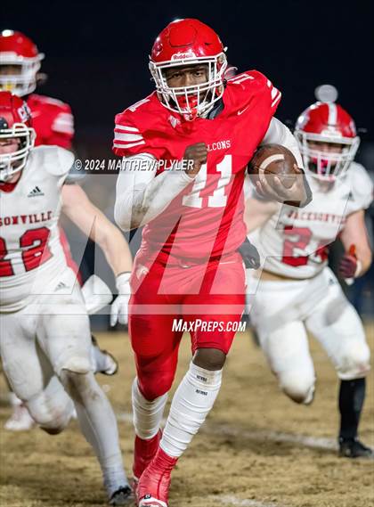 Thumbnail 3 in Jacksonville vs Seventy-First (NCHSAA 3A East Regional) photogallery.