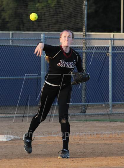 Thumbnail 3 in JSerra Catholic vs. Rosary photogallery.