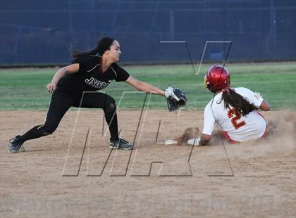 Thumbnail 3 in JSerra Catholic vs. Rosary photogallery.