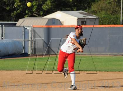 Thumbnail 1 in JSerra Catholic vs. Rosary photogallery.