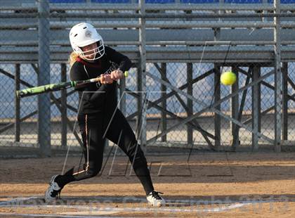 Thumbnail 2 in JSerra Catholic vs. Rosary photogallery.
